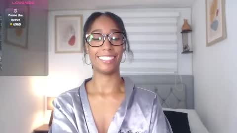 Jade smile online show from 01/27/25, 02:46