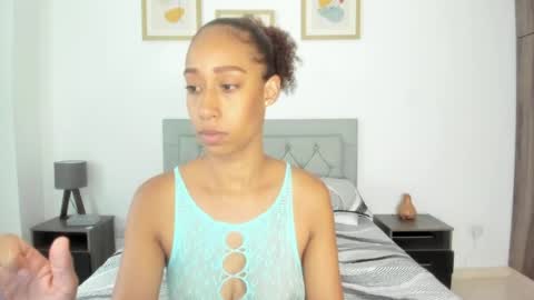 Jade smile online show from 04/03/26, 05:00