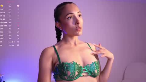 Jade Paris online show from 07/21/26, 06:21