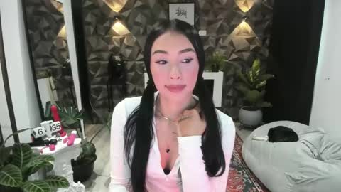 Jade  independent model online show from 02/11/25, 11:32