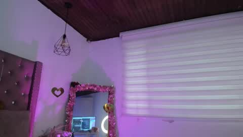 Jade online show from 02/26/26, 08:52