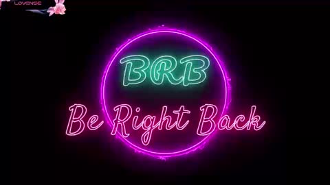 jade white  online show from 03/05/25, 09:04