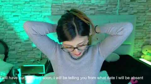 Snapshot of jade_white_ chatting on 05/07/26, 01:05 jade white online show from 05/07/26, 01:05