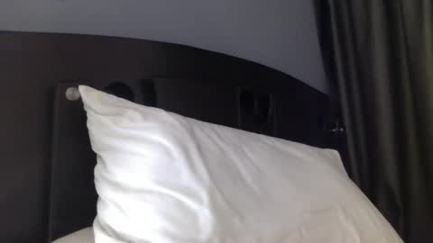 Jade online show from 06/11/26, 12:32