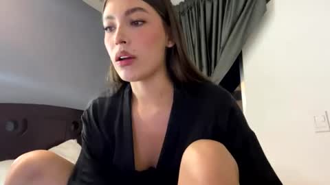 Jade online show from 07/06/26, 12:40