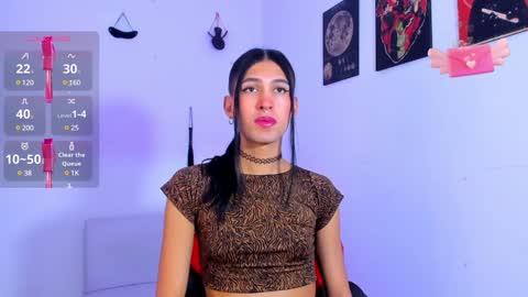 Snapshot of jadebenett chatting on 01/06/25, 03:53 Jade Benett online show from 01/06/25, 03:53