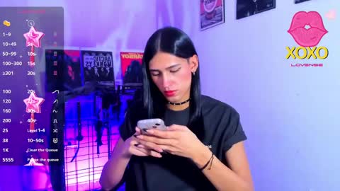 Snapshot of jadebenett chatting on 02/19/25, 06:11 Jade Benett online show from 02/19/25, 06:11