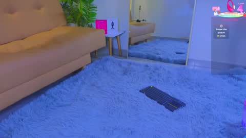 jadee__ online show from 09/20/25, 02:23