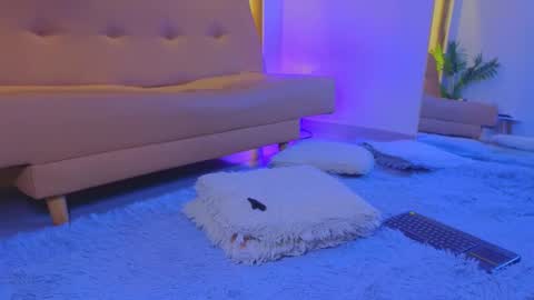 jadee__ online show from 10/30/25, 01:51