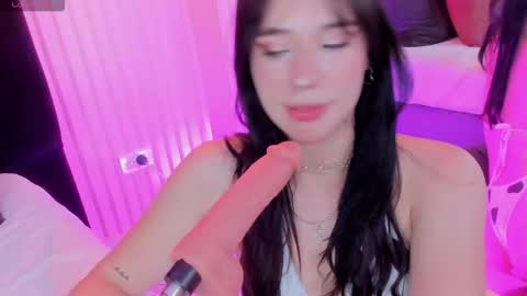 Jade Red  online show from 02/20/26, 06:37