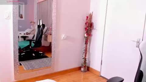 Jadeh online show from 11/25/25, 01:00