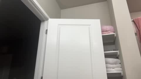 Jade james online show from 11/18/25, 02:28