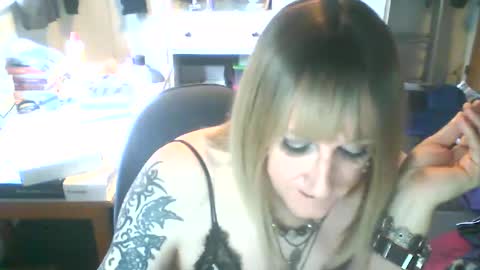 Jademinx online show from 01/23/25, 12:19