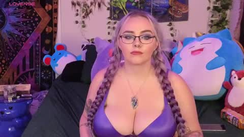 jadeplant online show from 03/08/25, 12:55