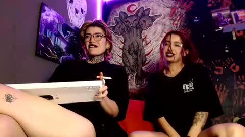 Alex and Venus online show from 06/25/26, 04:00