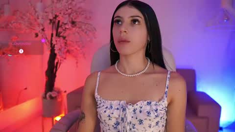 Jade Summer online show from 05/13/26, 11:40