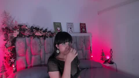 Jade online show from 12/14/25, 06:34