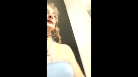 Jamie Rose Queenschild ever... online show from 01/14/26, 10:58