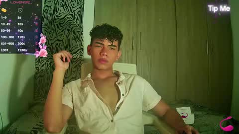 javi15  online show from 12/05/24, 03:37