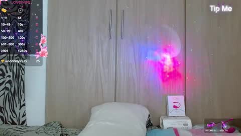 javi15  online show from 12/11/24, 09:41