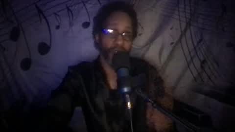 Snapshot of jaehamilton chatting on 10/04/25, 09:29 jaehamilton online show from 10/04/25, 09:29