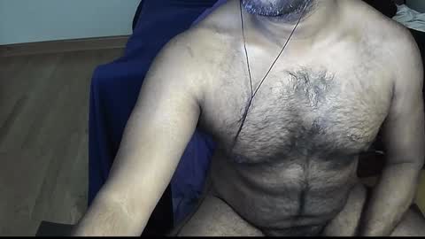 Snapshot of jag60053 chatting on 01/05/25, 11:12 jag60053 online show from 01/05/25, 11:12