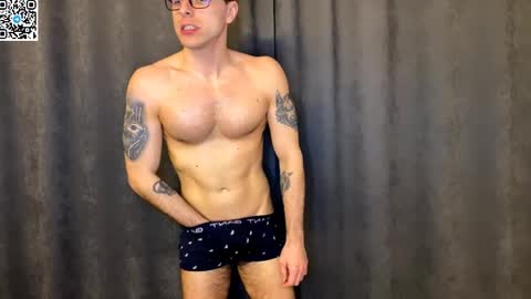 Alex online show from 04/26/26, 07:44