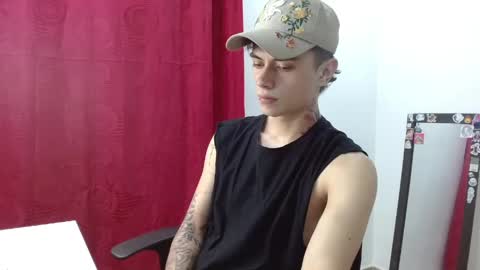 Snapshot of jaico_santos1 chatting on 05/13/26, 11:44 Jaico online show from 05/13/26, 11:44