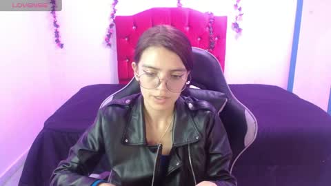 Snapshot of jaide387017 chatting on 05/26/26, 09:00 jaide387017 online show from 05/26/26, 09:00