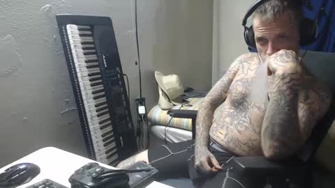 showingitoff online show from 09/26/25, 05:11