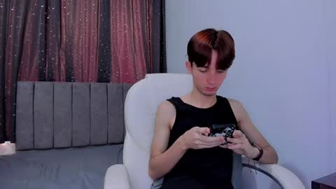 Snapshot of jake_evanss_ chatting on 01/23/25, 03:11 JAKE online show from 01/23/25, 03:11