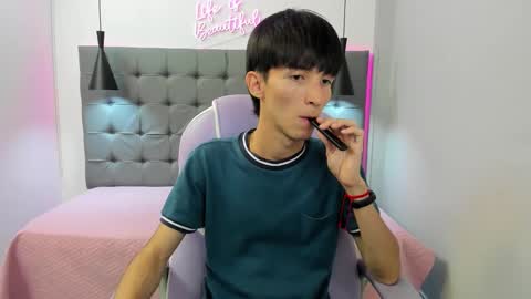 Snapshot of jake_evanss_ chatting on 09/29/25, 08:24 JAKE online show from 09/29/25, 08:24