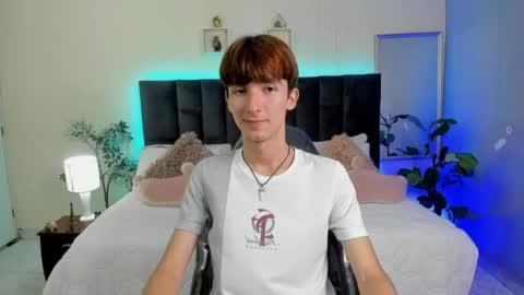 Snapshot of jake_evanss_ chatting on 04/29/26, 02:54 JAKE online show from 04/29/26, 02:54