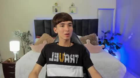 Snapshot of jake_evanss_ chatting on 05/14/26, 03:08 JAKE online show from 05/14/26, 03:08