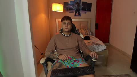 Snapshot of jake_pons chatting on 12/21/24, 03:47 Jake Pons online show from 12/21/24, 03:47