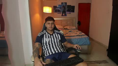 Snapshot of jake_pons chatting on 01/08/25, 01:53 Jake Pons online show from 01/08/25, 01:53