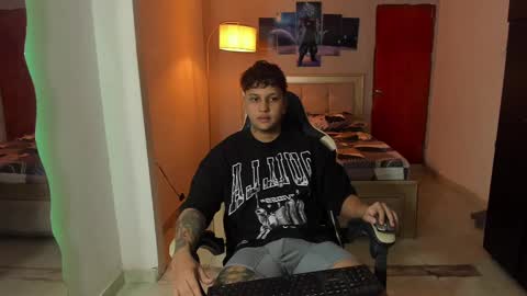 Snapshot of jake_pons chatting on 02/09/25, 06:58 Jake Pons online show from 02/09/25, 06:58