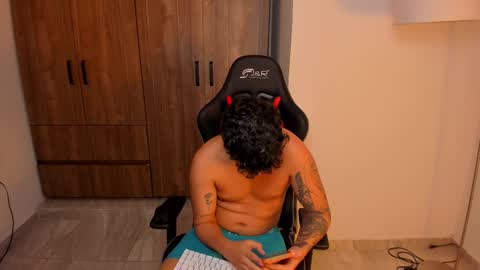 Snapshot of jake_pons chatting on 09/18/25, 02:57 Jake Pons online show from 09/18/25, 02:57