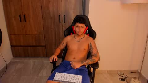 Snapshot of jake_pons chatting on 09/27/25, 02:38 Jake Pons online show from 09/27/25, 02:38