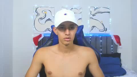 Snapshot of jake_shadow14 chatting on 12/11/24, 12:12 Hi guys im new 3 online show from 12/11/24, 12:12