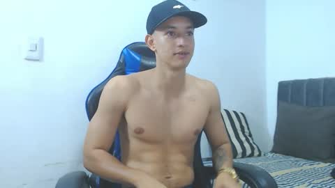 Hi guys im new 3 online show from 03/14/26, 12:06