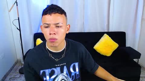 Snapshot of jakee_18 chatting on 12/05/25, 01:31 Jake online show from 12/05/25, 01:31