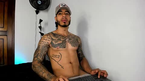 Santiago online show from 01/11/25, 01:27