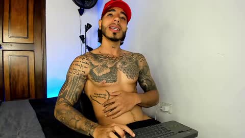 Santiago online show from 01/23/25, 03:16