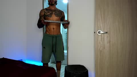 Santiago online show from 02/04/25, 02:49