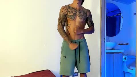 Santiago online show from 02/14/25, 07:07