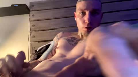 Snapshot of jakenorman083 chatting on 11/04/25, 03:49 jakenorman083 online show from 11/04/25, 03:49