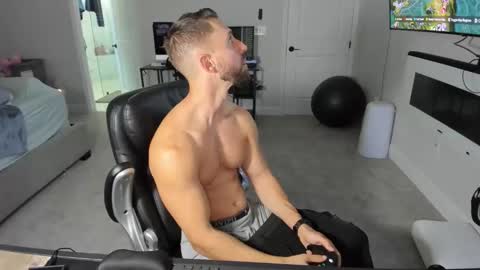 Snapshot of jakeorion chatting on 05/21/26, 04:58 Jake Orion online show from 05/21/26, 04:58