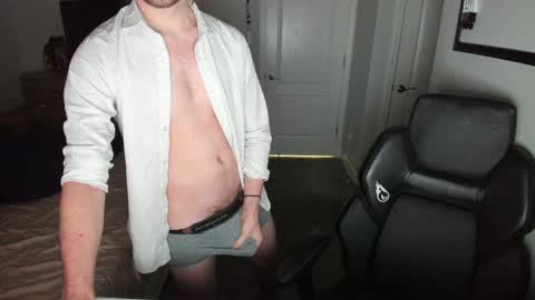 Snapshot of jakesnake442 chatting on 12/18/24, 02:53 jakesnake442 online show from 12/18/24, 02:53