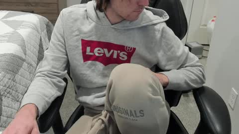 Snapshot of jakesnake442 chatting on 02/16/25, 07:37 jakesnake442 online show from 02/16/25, 07:37